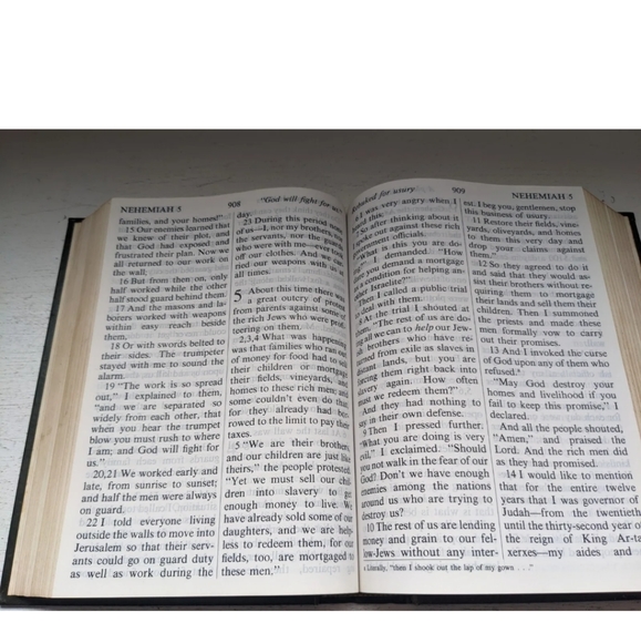 The Living Bible Giant Print Edition 1984 Hardcover Vintage - Picture 2 of 10